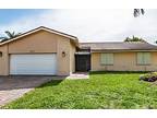 Peaceful House. 8115 Nutmeg Way, Tamarac, Fl 33321