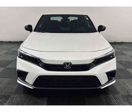 2022UsedHondaUsedCivicUsedCVT is a Silver, White 2022 Honda Civic Car for Sale in Brunswick OH