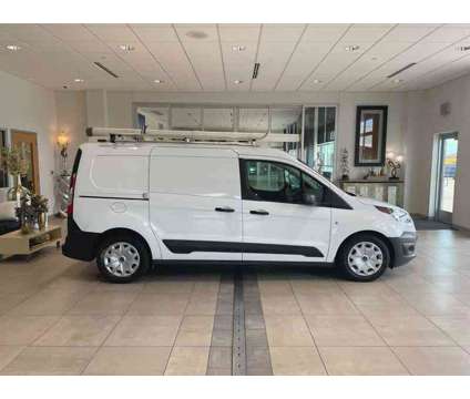 2017UsedFordUsedTransit ConnectUsedLWB w/Rear Symmetrical Doors is a White 2017 Ford Transit Connect Car for Sale in Milwaukee WI