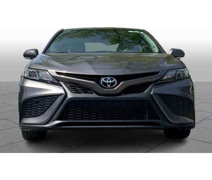 2022UsedToyotaUsedCamryUsedAuto (Natl) is a Grey 2022 Toyota Camry Car for Sale in Overland Park KS