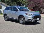 2020 Mitsubishi Outlander 4d SUV FWD ES