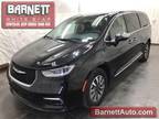 2022 Chrysler Pacifica Hybrid Black, 25K miles