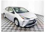 2019 Toyota Prius XLE