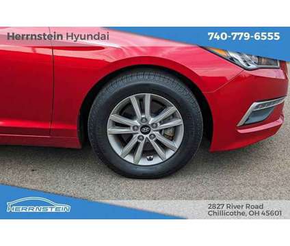 2015 Hyundai Sonata SE is a Red 2015 Hyundai Sonata SE Sedan in Chillicothe OH