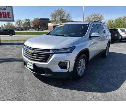2022 Chevrolet Traverse AWD LT Cloth is a Silver 2022 Chevrolet Traverse SUV in Dubuque IA