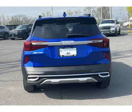 2022 Kia Seltos EX is a Blue 2022 SUV in Utica NY