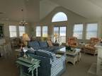 6 bedrooms beach front home in Nags Head