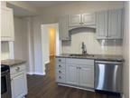 2-Bed, 1-Bath Main-Level Duplex Unit available now in St Paul!