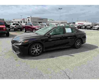 2023 Toyota Camry SE is a Black 2023 Toyota Camry SE Sedan in Fort Smith AR