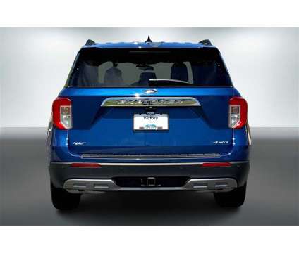 2022 Ford Explorer XLT is a Blue 2022 Ford Explorer XLT SUV in Kansas City KS