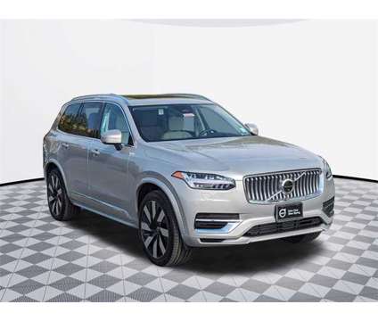 2024 Volvo XC90 Recharge Plug-In Hybrid Ultimate is a Silver 2024 Volvo XC90 3.2 Trim Hybrid in Silver Spring MD