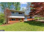 7716 Glenister Dr, Springfield, VA 22152