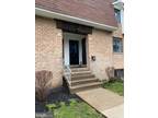 885 N York Rd #4B, Warminster, PA 18974