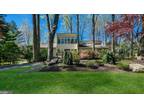 1390 Dogwood Ln, Huntingdon Valley, PA 19006