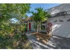 2905 W Paxton Ave, Tampa, FL 33611