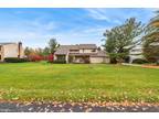 4780 Canterbury Dr, Emmaus, PA 18049