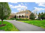 2747 Stream Vista Ct, Oakton, VA 22124