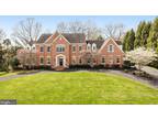 1110 Marlene Ln, Great Falls, VA 22066