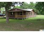 Home For Rent In Edna, Texas