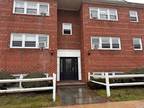 Flat For Rent In Valley Stream, New York