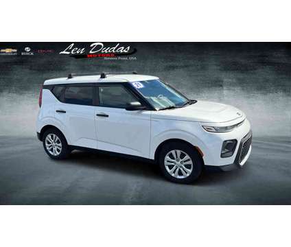 2021UsedKiaUsedSoulUsedManual is a White 2021 Kia Soul Car for Sale in Stevens Point WI