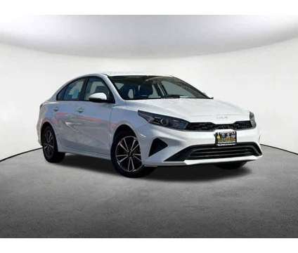 2023UsedKiaUsedForteUsedIVT is a White 2023 Kia Forte LX Car for Sale in Mendon MA