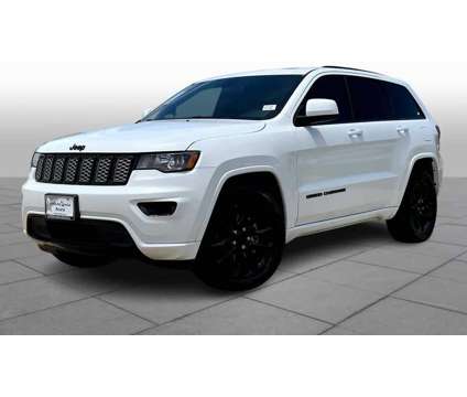 2020UsedJeepUsedGrand Cherokee is a White 2020 Jeep grand cherokee Car for Sale in Houston TX