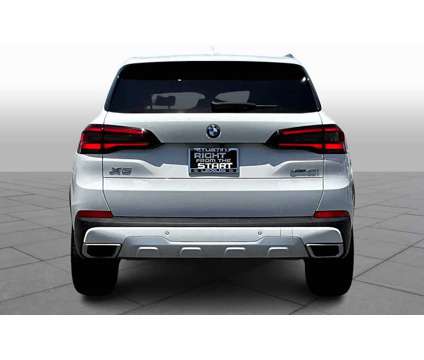 2021UsedBMWUsedX5UsedSports Activity Vehicle is a White 2021 BMW X5 Car for Sale in Tustin CA