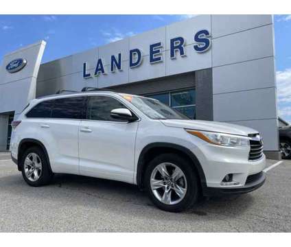 2016 Toyota Highlander Limited is a White 2016 Toyota Highlander Limited Car for Sale in Southaven MS