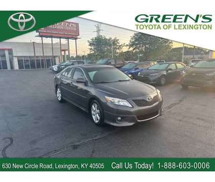 2011 Toyota Camry SE is a Grey 2011 Toyota Camry SE Car for Sale in Lexington KY