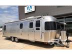 2022 Airstream Classic 30RB