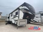 2019 Heartland Bighorn 3925MLP