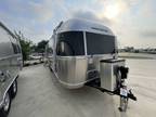 2024 Airstream International 27FB 28ft