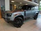 2024 Land Rover Defender Gray, 36 miles