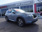 2024 Nissan Pathfinder Gray, 15 miles