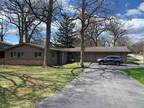 Home For Sale In Mundelein, Illinois