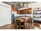 Condo For Sale In Chicago, Illinois