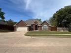 Home For Sale In Grand Prairie, Texas