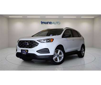 2020 Ford Edge SE is a White 2020 Ford Edge SE SUV in Orchard Park NY