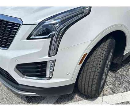 2021 Cadillac XT5 Premium Luxury is a White 2021 Cadillac XT5 Premium Luxury SUV in Stuart FL