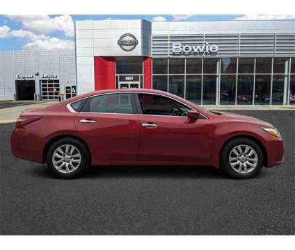 2018 Nissan Altima 2.5 S is a Red 2018 Nissan Altima 2.5 S Sedan in Bowie MD