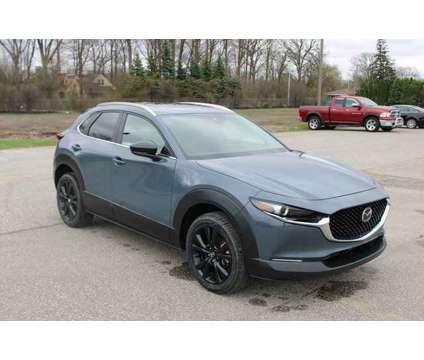 2022 Mazda CX-30 2.5 S Carbon Edition is a Grey 2022 Mazda CX-3 SUV in Bay City MI