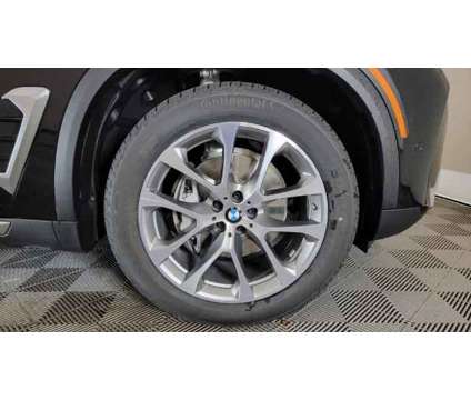 2025 BMW X5 xDrive40i is a Black 2025 BMW X5 4.8is SUV in Milwaukee WI