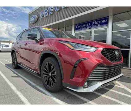 2023 Toyota Highlander XSE is a Red 2023 Toyota Highlander SUV in Russellville AR