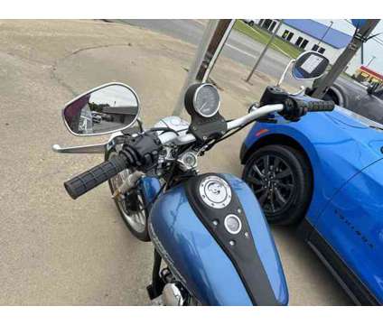 2005 Harley-Davidson Softail DYNA GLIDE is a Blue 2005 Harley-Davidson Softail Motorcycle in Russellville AR