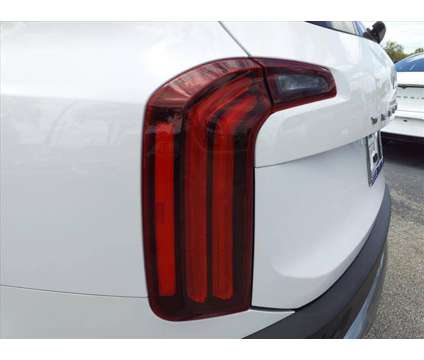 2022 Kia Telluride SX is a White 2022 SUV in Cocoa FL