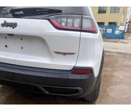 2019 Jeep Cherokee for sale is a White 2019 Jeep Cherokee Car for Sale in Houston TX