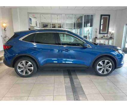 2023UsedFordUsedEscapeUsedAWD is a Blue 2023 Ford Escape Car for Sale in Milwaukee WI