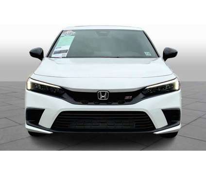 2023UsedHondaUsedCivic SiUsedManual is a Silver, White 2023 Honda Civic Car for Sale in Egg Harbor Township NJ