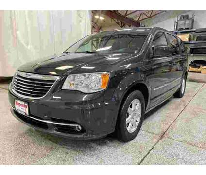 2011UsedChryslerUsedTown &amp; CountryUsed4dr Wgn is a Grey 2011 Chrysler town &amp; country Car for Sale in Waconia MN